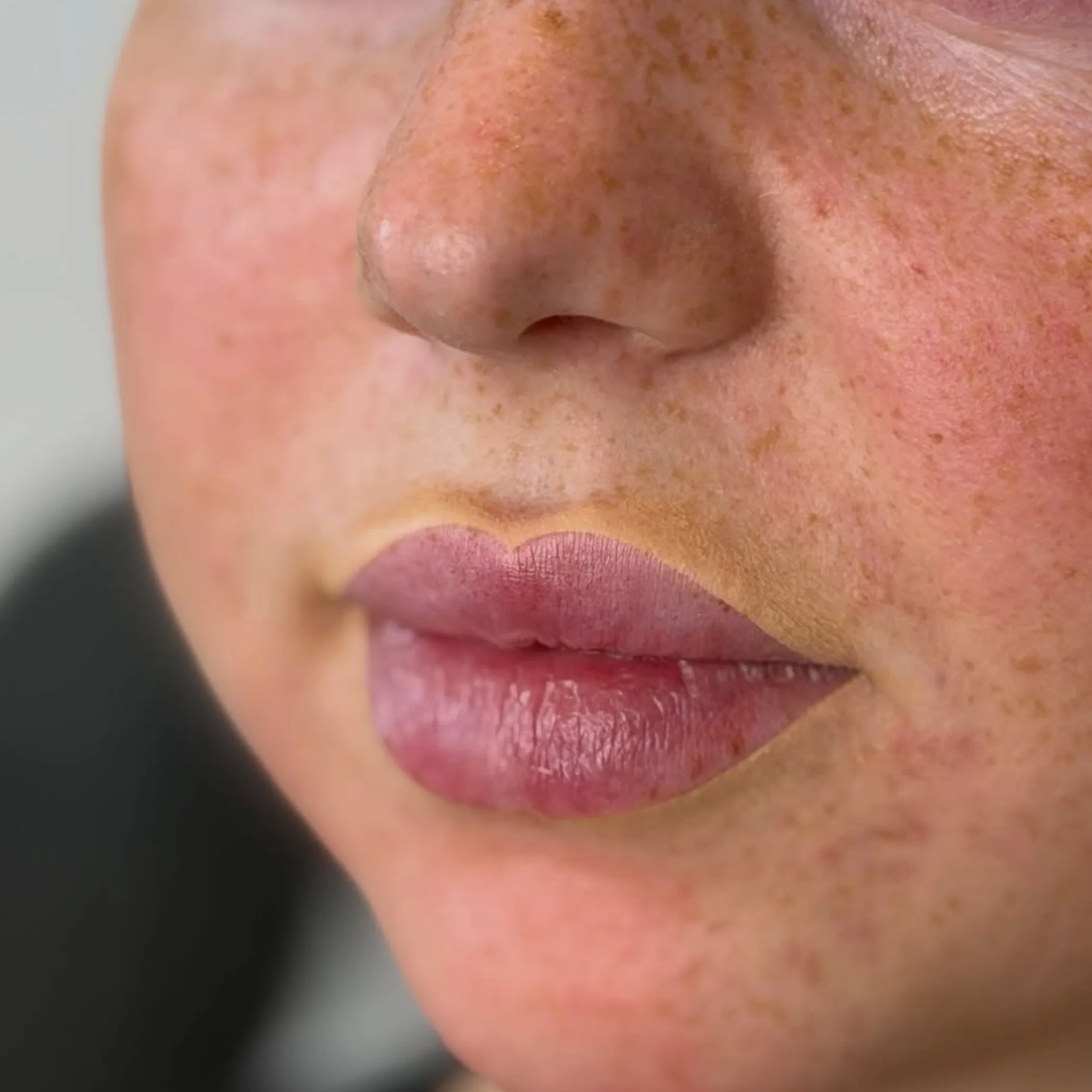 lips for colour enhancement