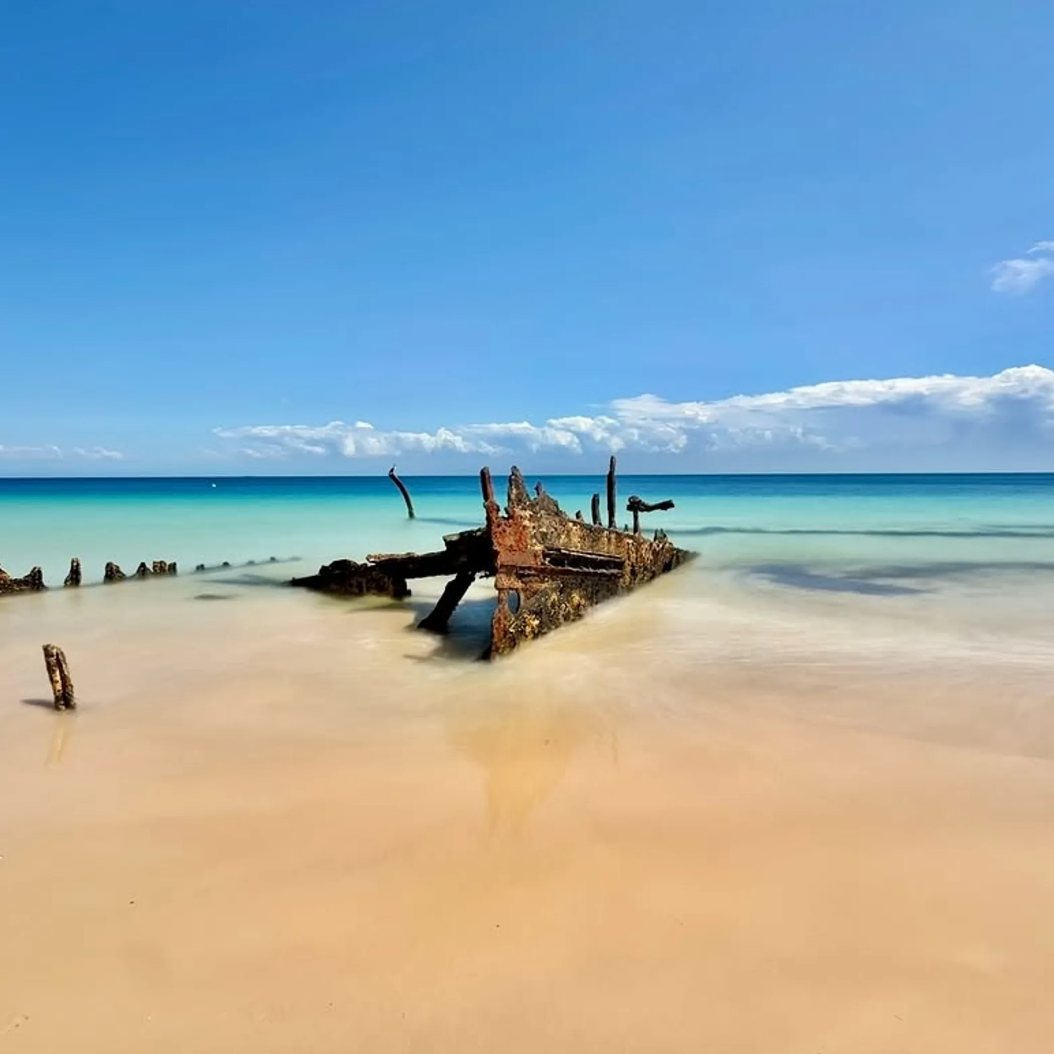 bulwer wrecks at moreton island